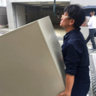 気になるお部屋 お家 事務所から運び出しも全て任せてください。