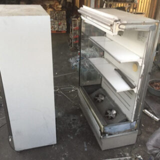 電化製品でかい冷蔵庫、特殊なものもなんなりお伝えください！